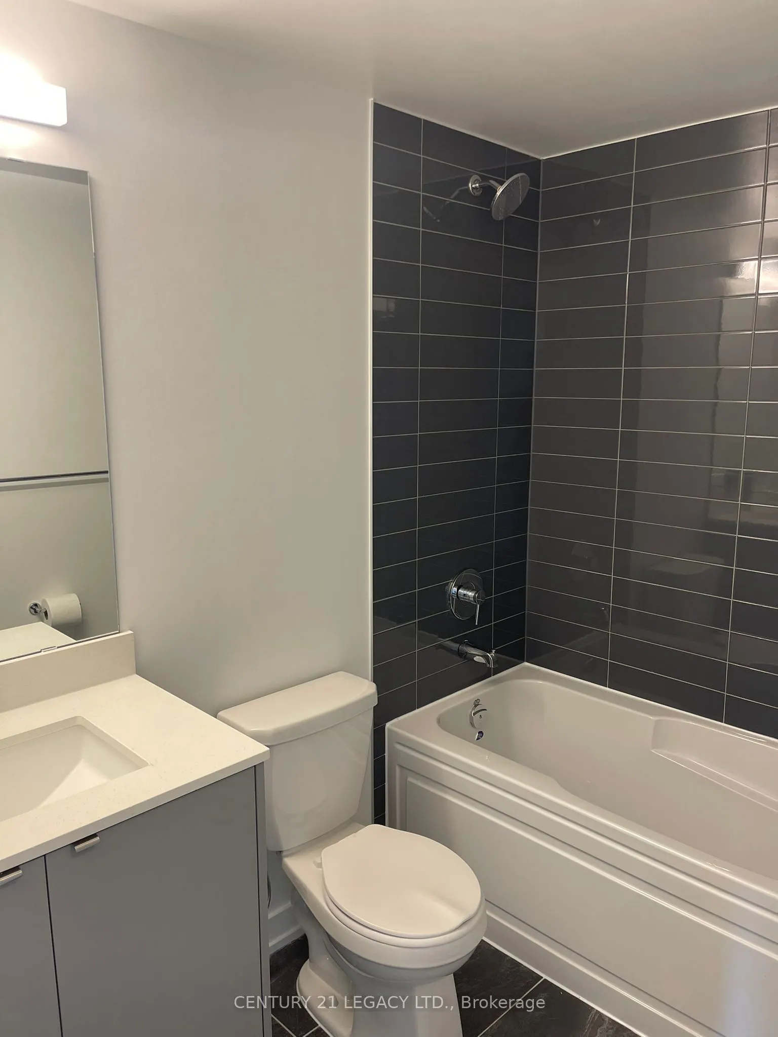 3200 Dakota Common, #B1002