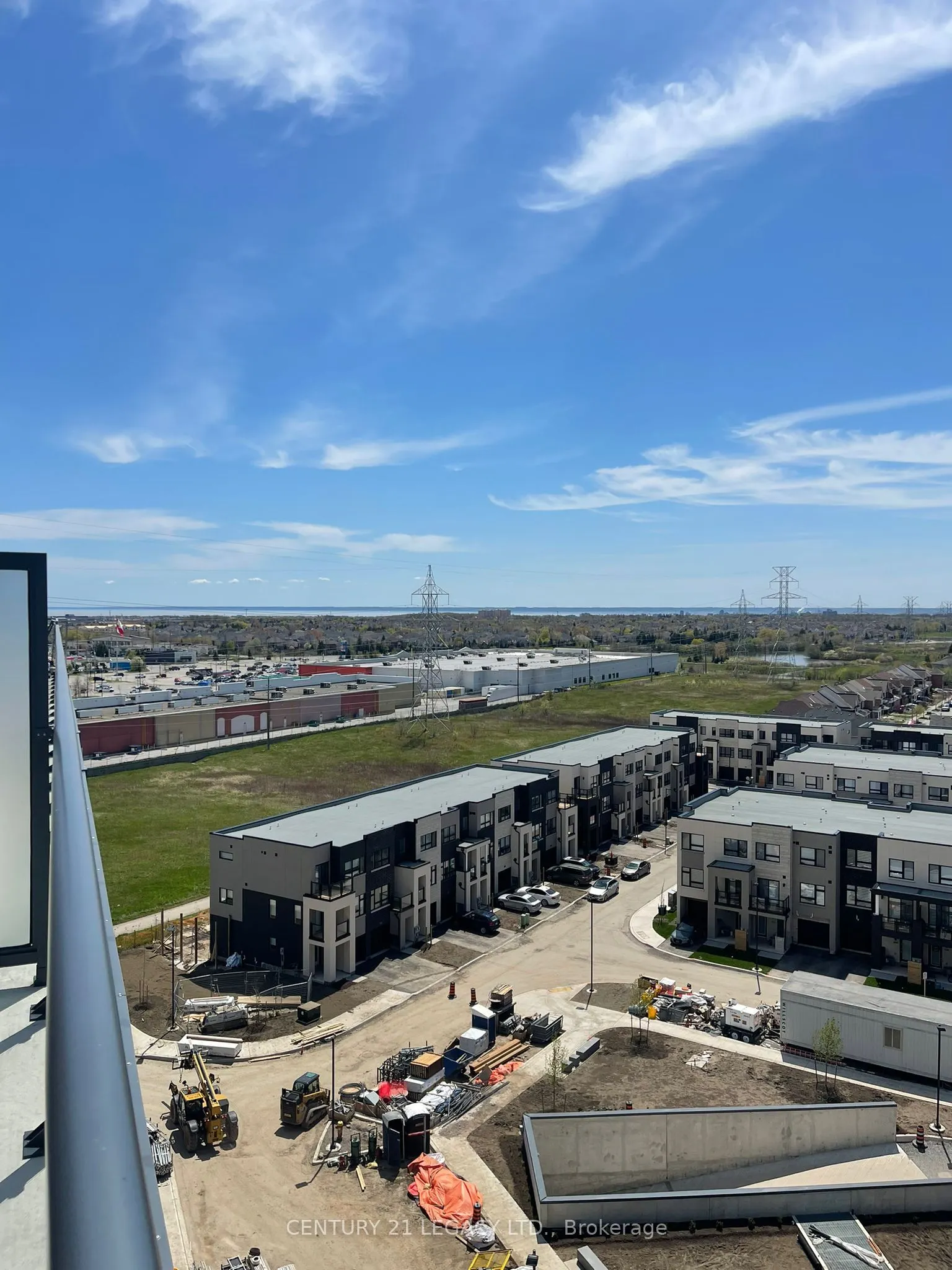 3200 Dakota Common, #B1002