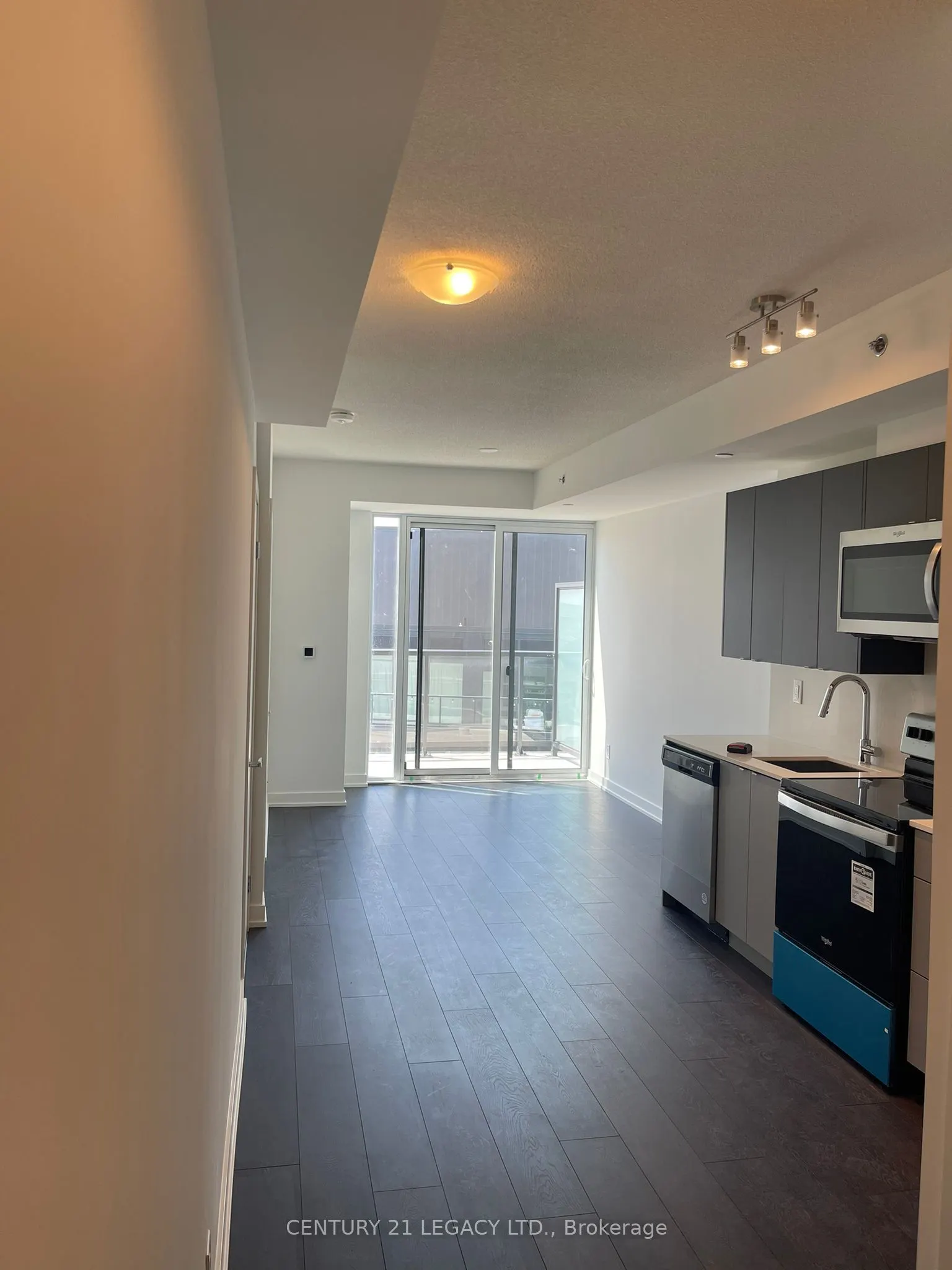 3200 Dakota Common, #B1002