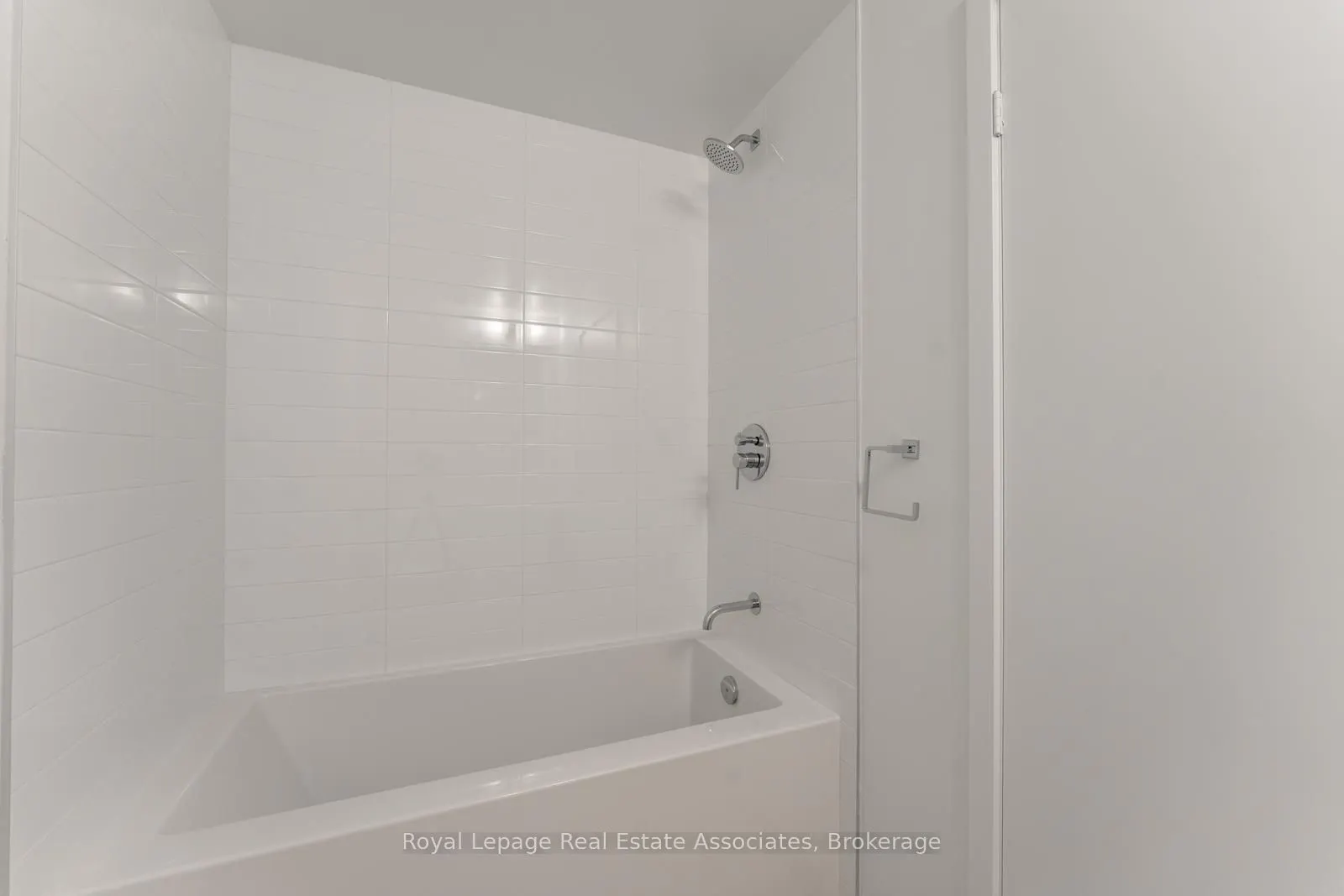 3005 Pine Glen Road, #PH802