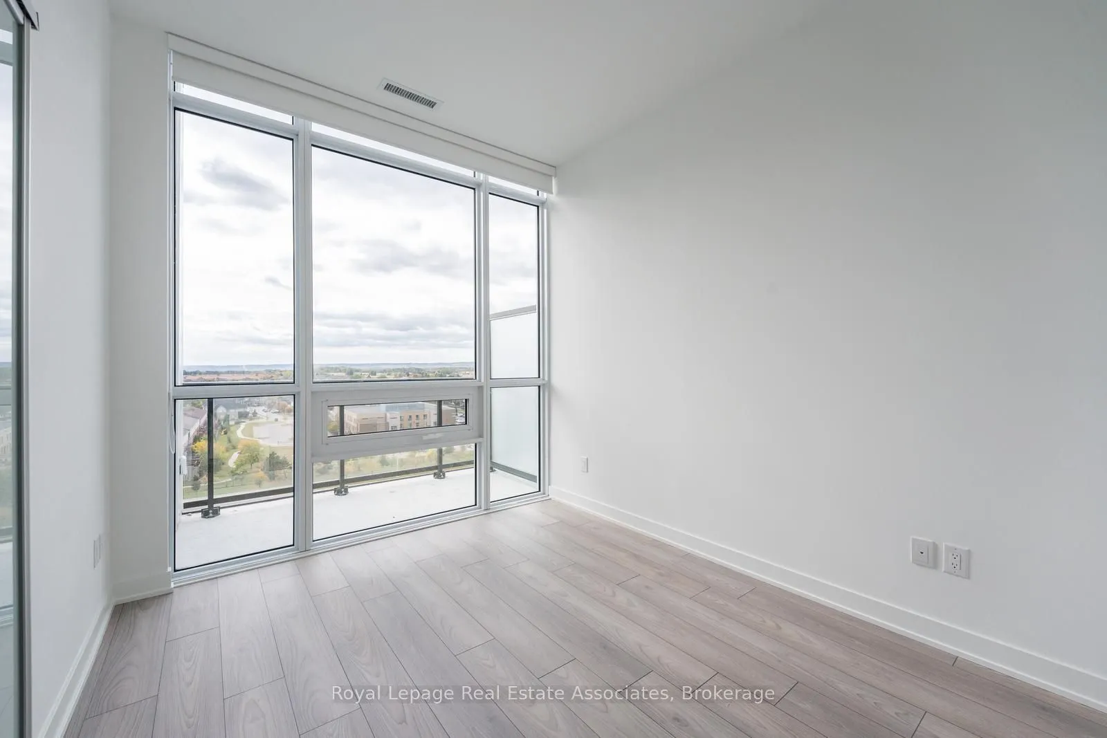 3005 Pine Glen Road, #PH802