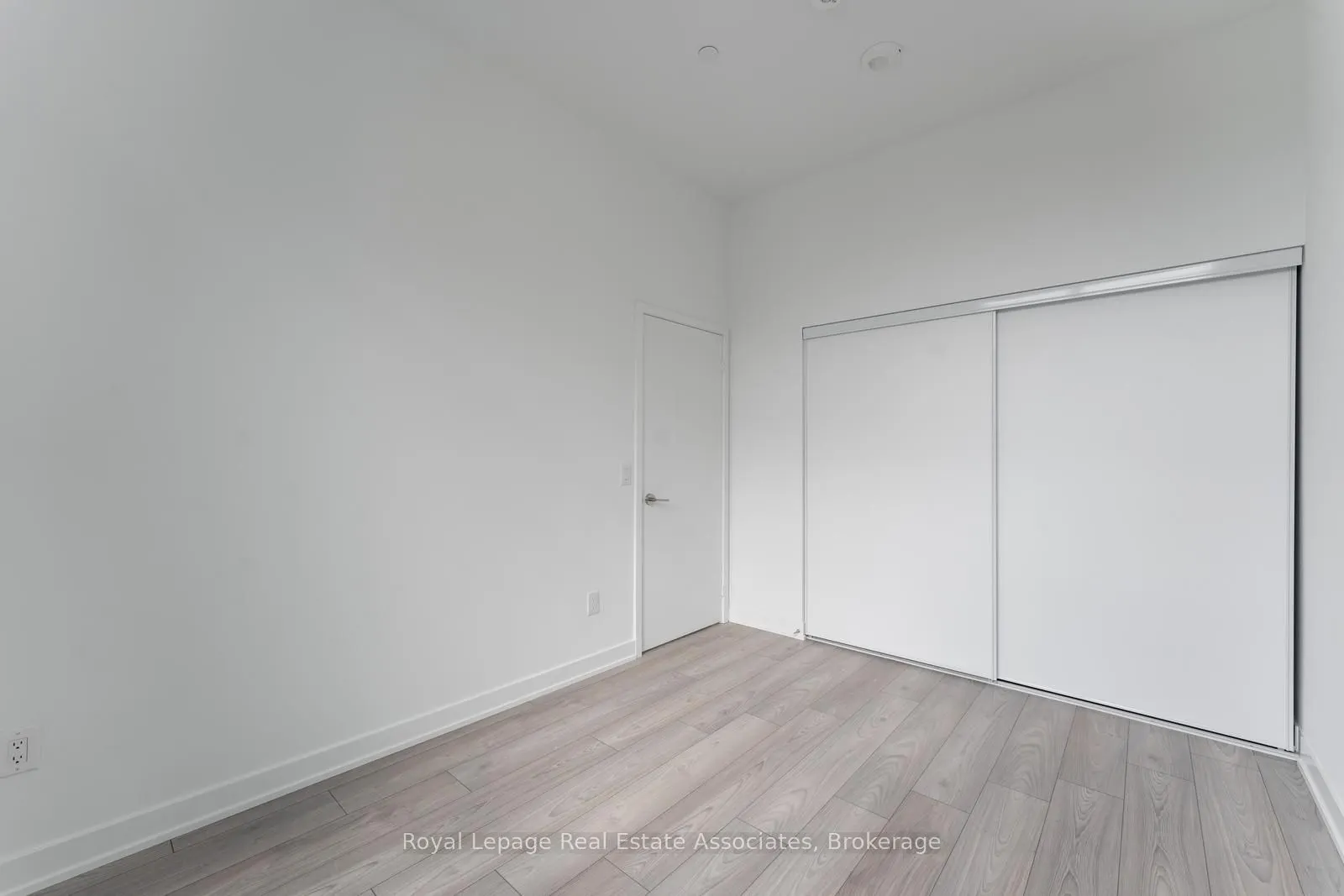 3005 Pine Glen Road, #PH802