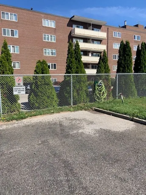 365 Geneva Street, #609