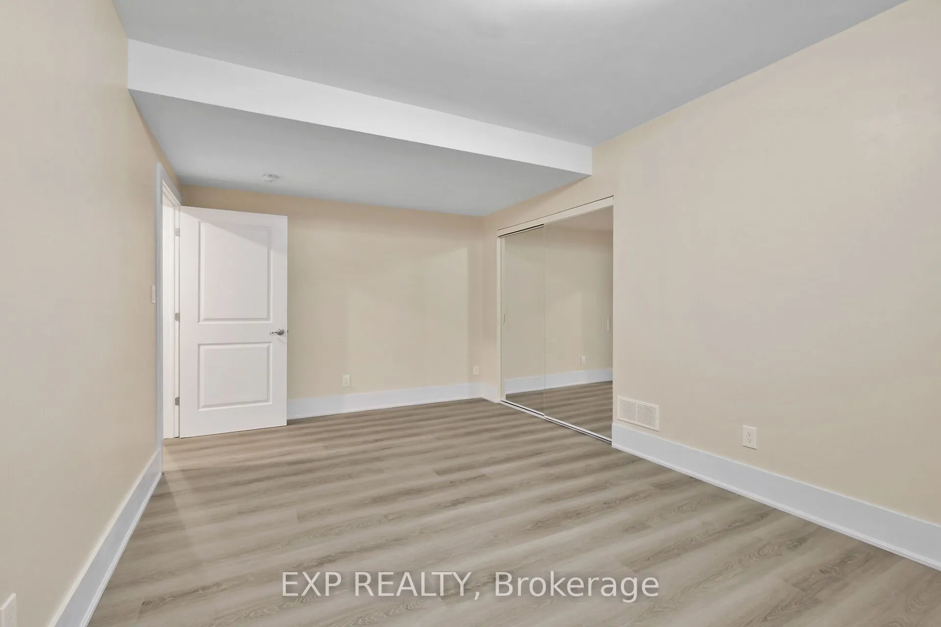 591 Robert Hill Street