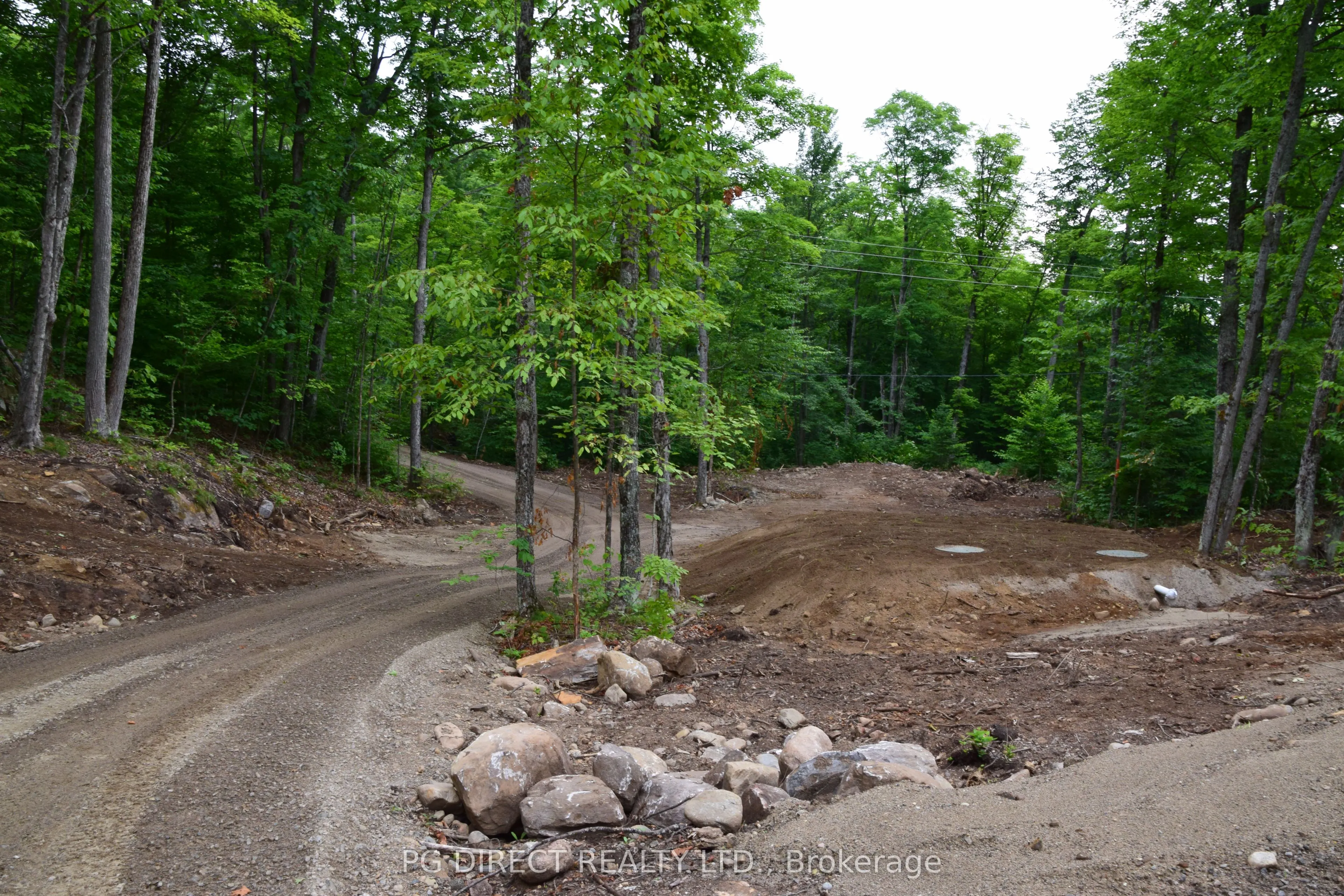 1885 A East Bay Road