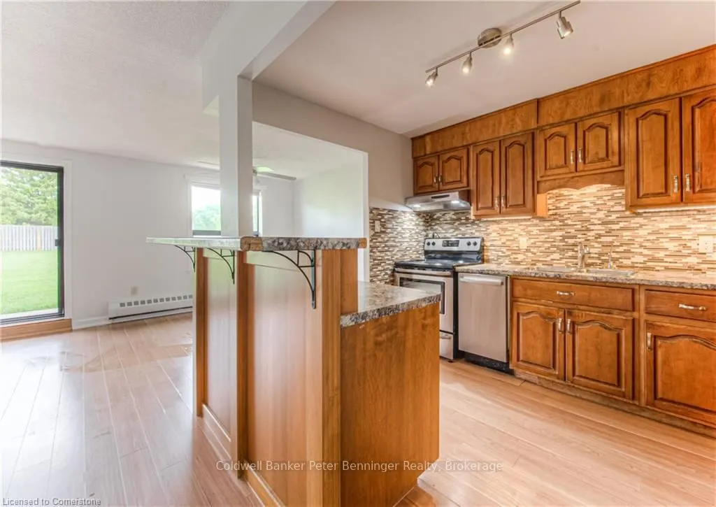 1100 Courtland Avenue E, #211