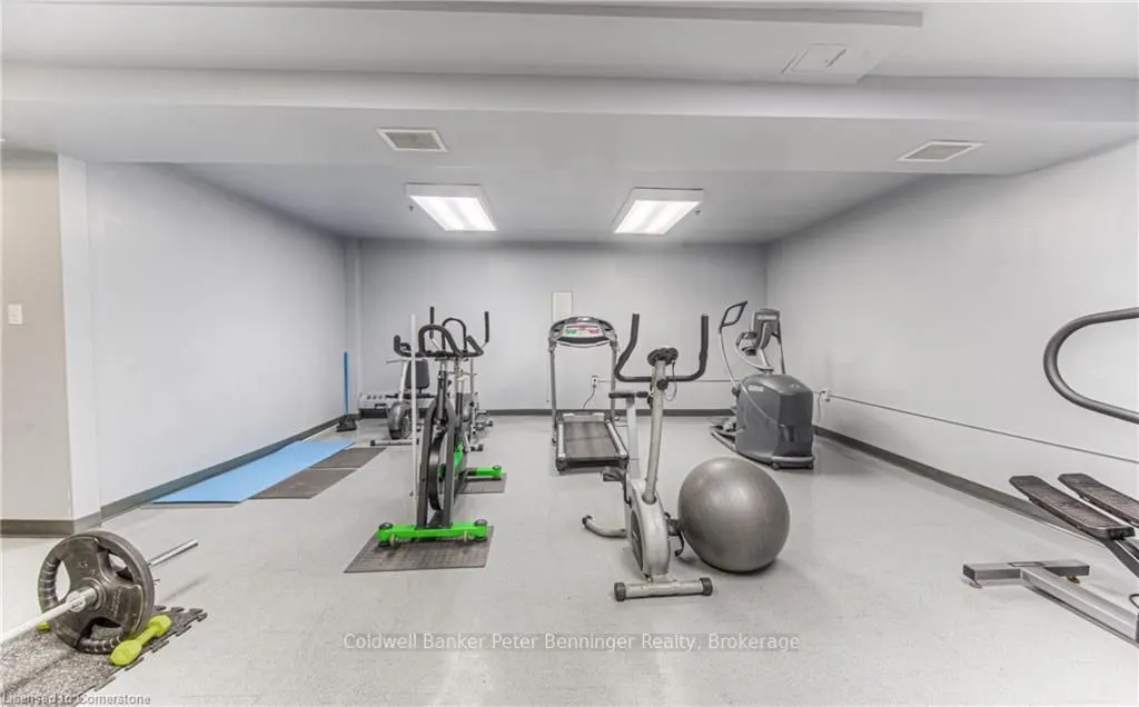 1100 Courtland Avenue E, #211