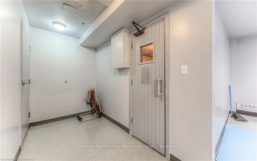 1100 Courtland Avenue E, #211