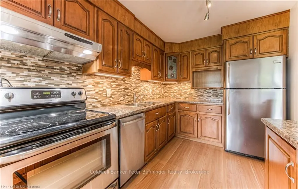 1100 Courtland Avenue E, #211