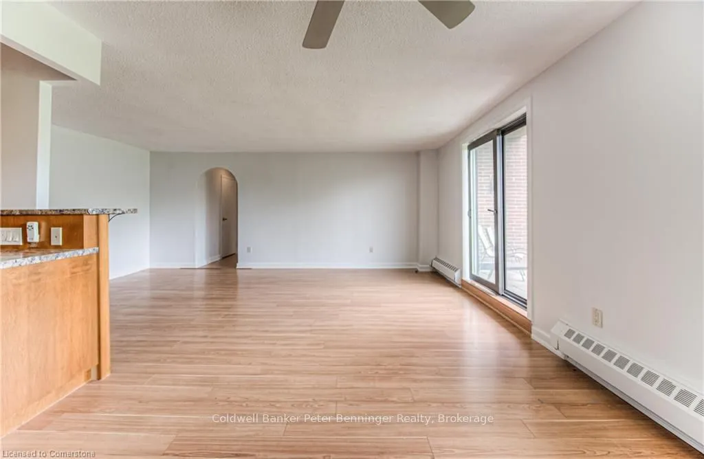 1100 Courtland Avenue E, #211