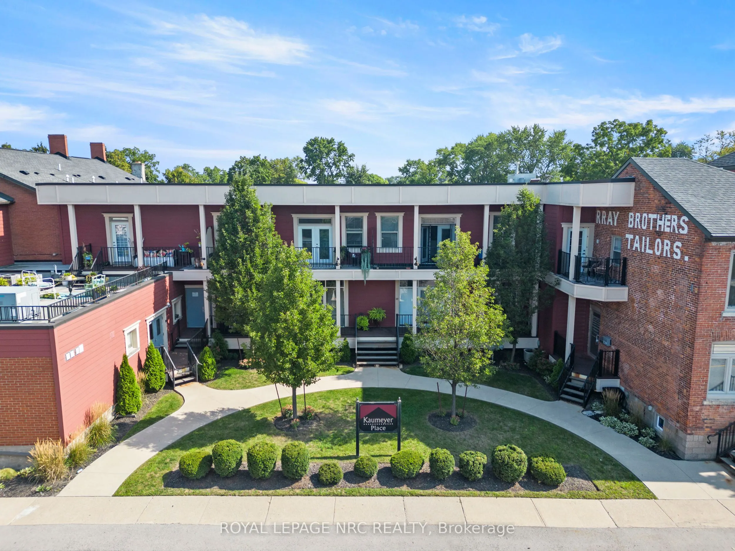 3710 Main Street, #106