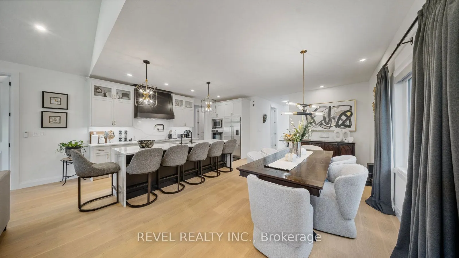 242 Mount Pleasant Street, #17