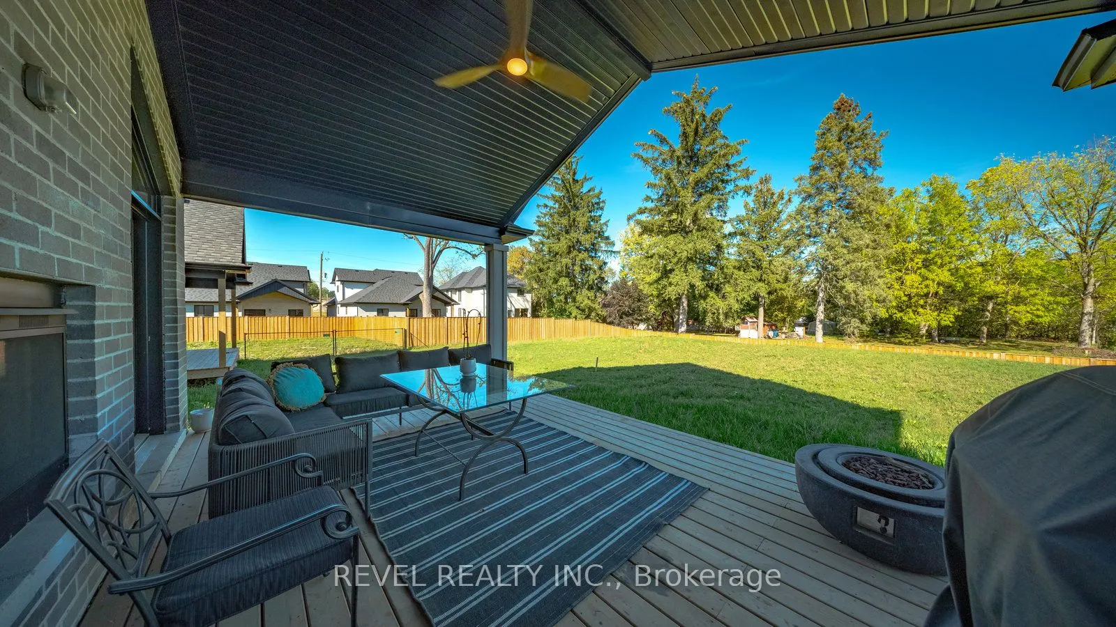 242 Mount Pleasant Street, #17