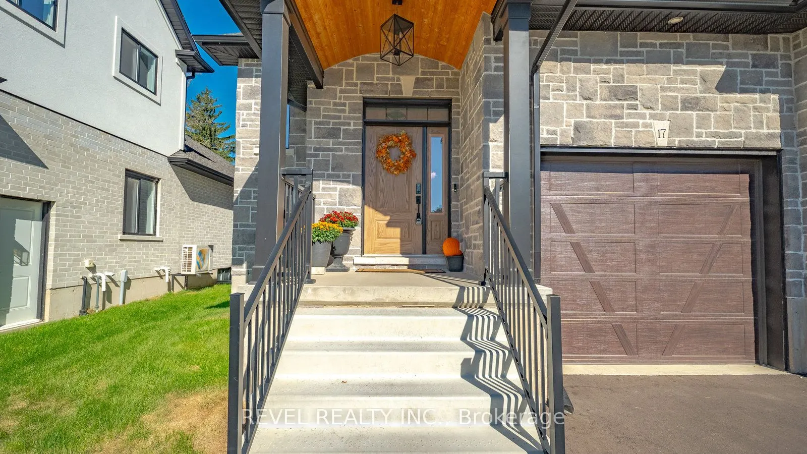 242 Mount Pleasant Street, #17