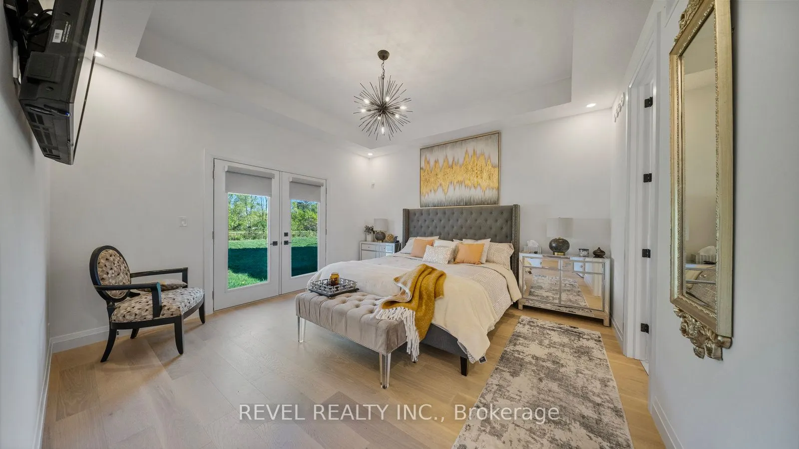 242 Mount Pleasant Street, #17