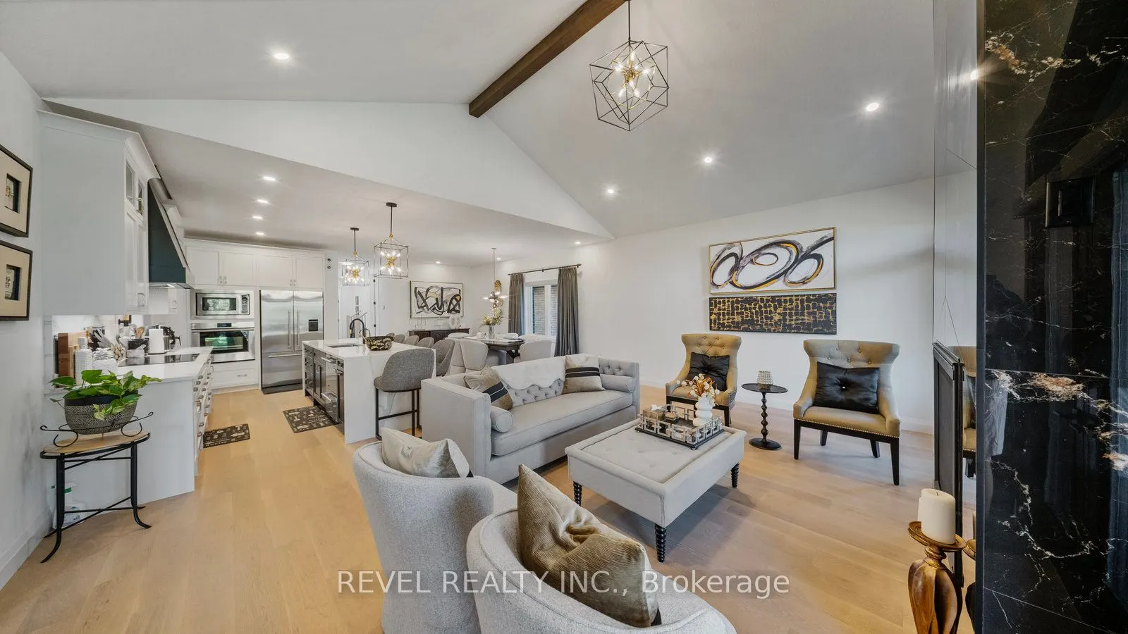 242 Mount Pleasant Street, #17