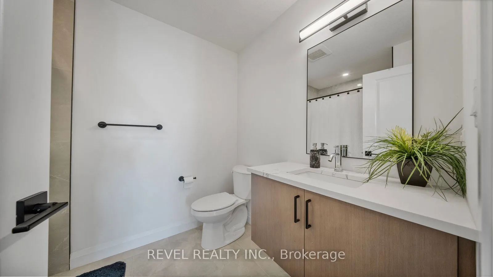 242 Mount Pleasant Street, #17