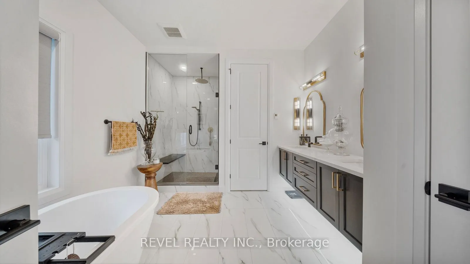 242 Mount Pleasant Street, #17