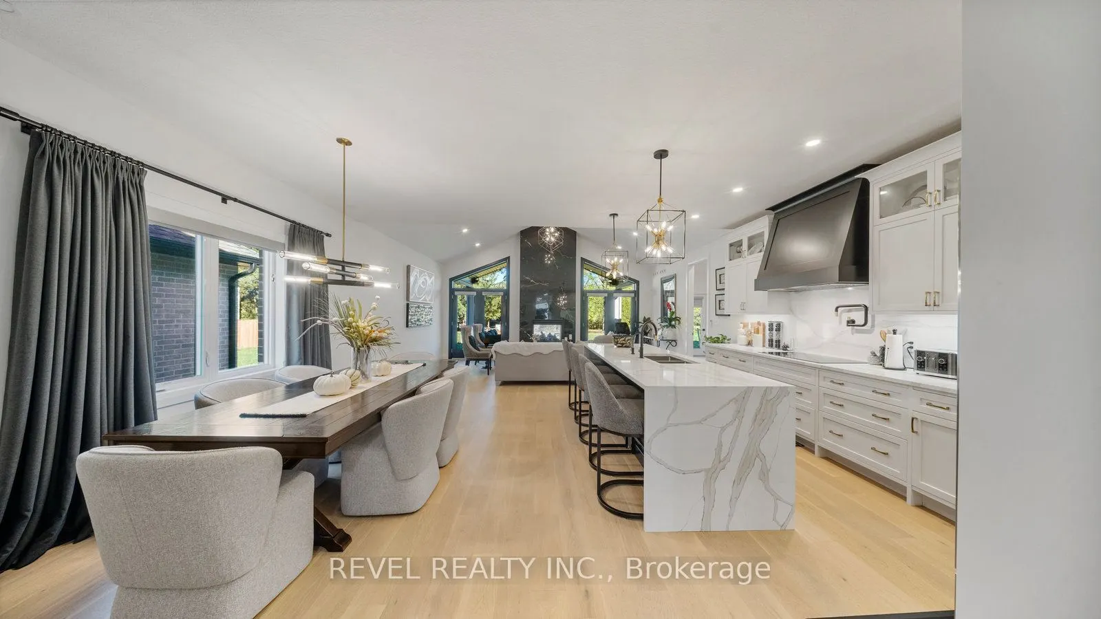 242 Mount Pleasant Street, #17