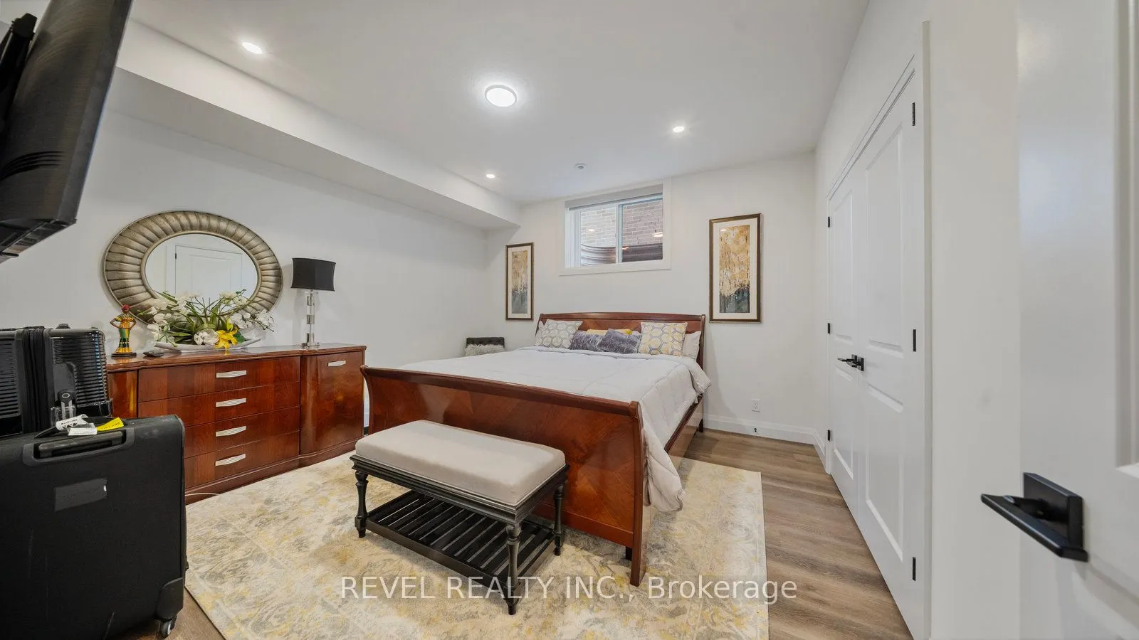 242 Mount Pleasant Street, #17