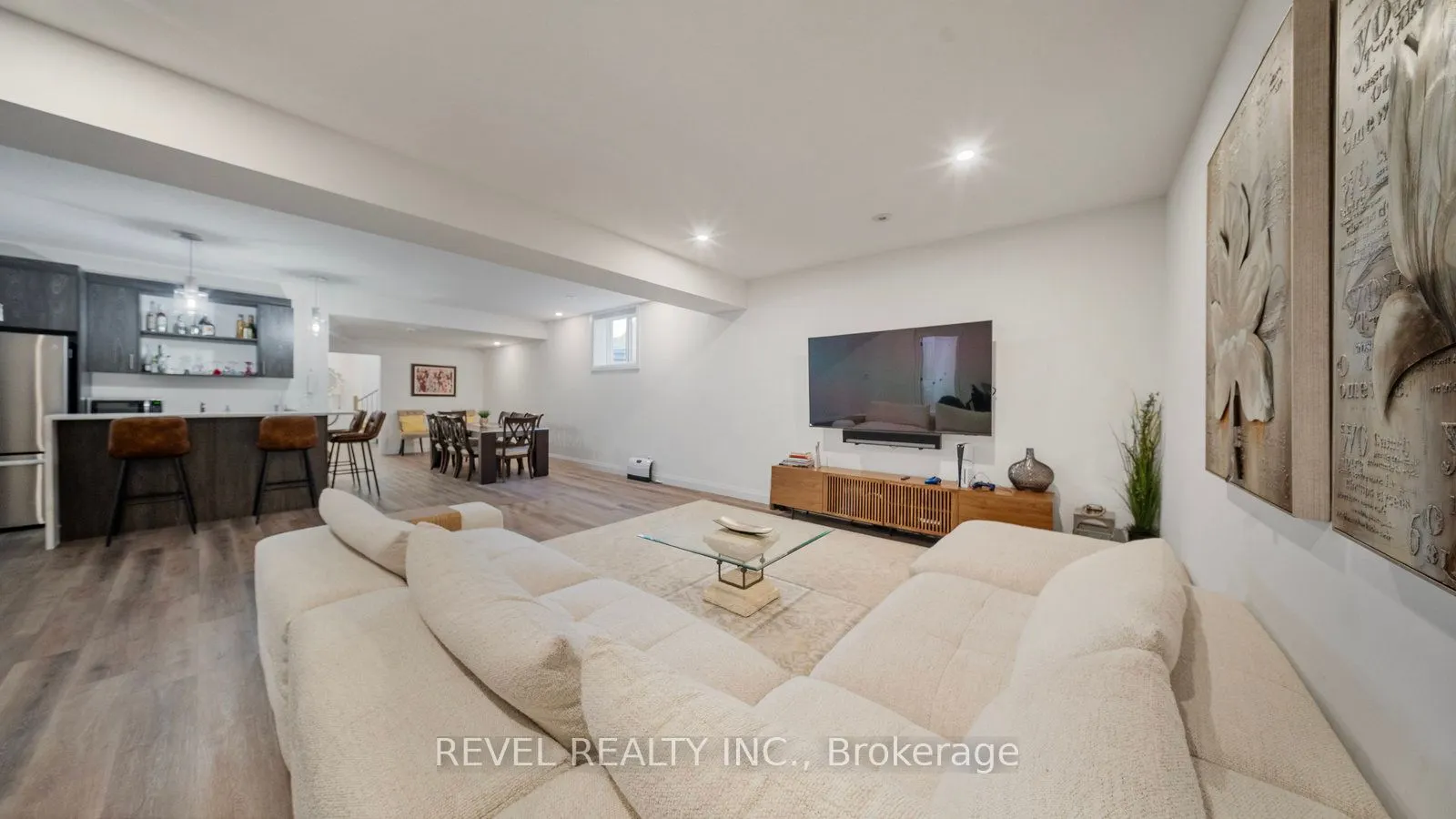 242 Mount Pleasant Street, #17