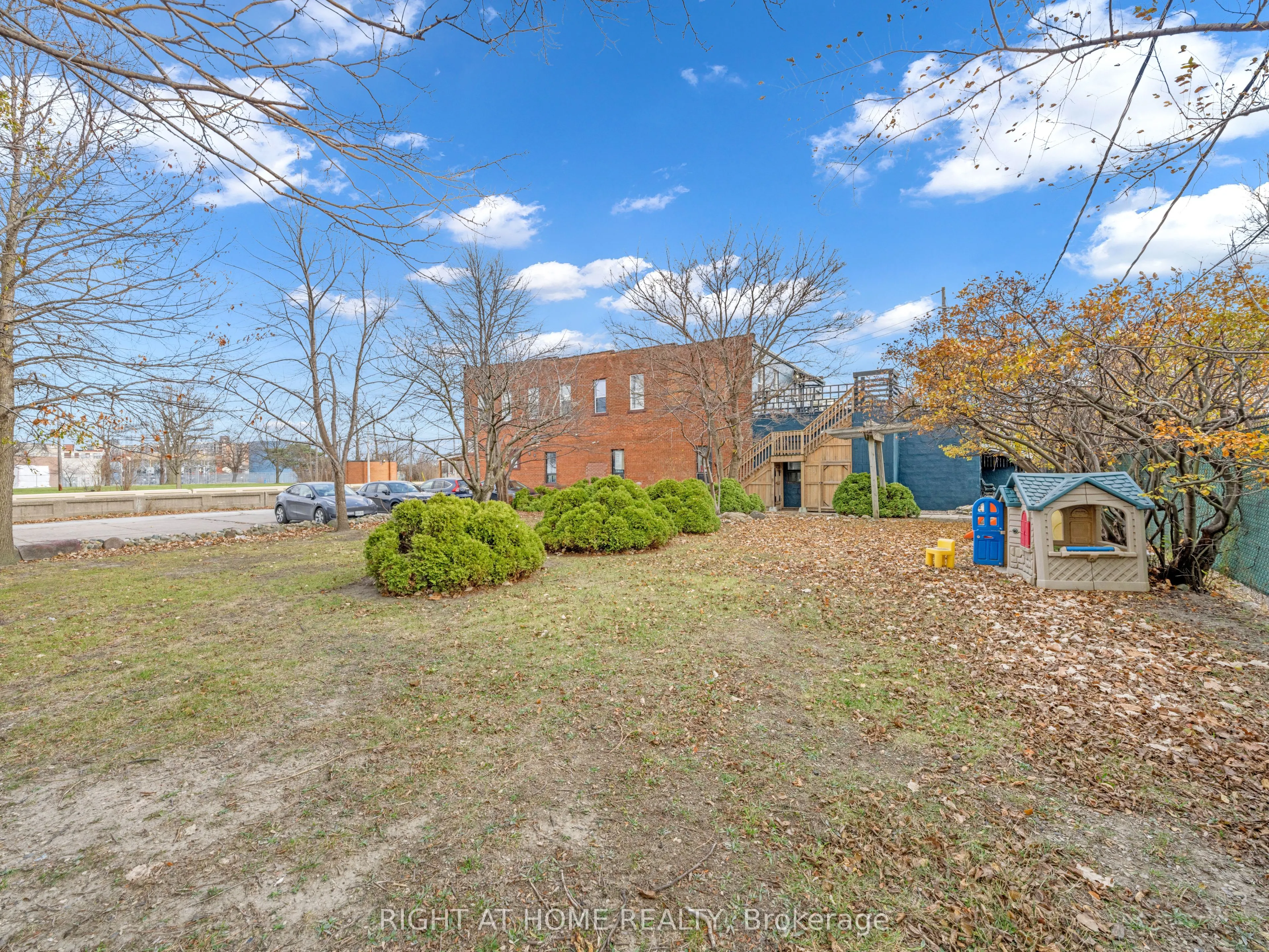 279 Drouillard Road, #12