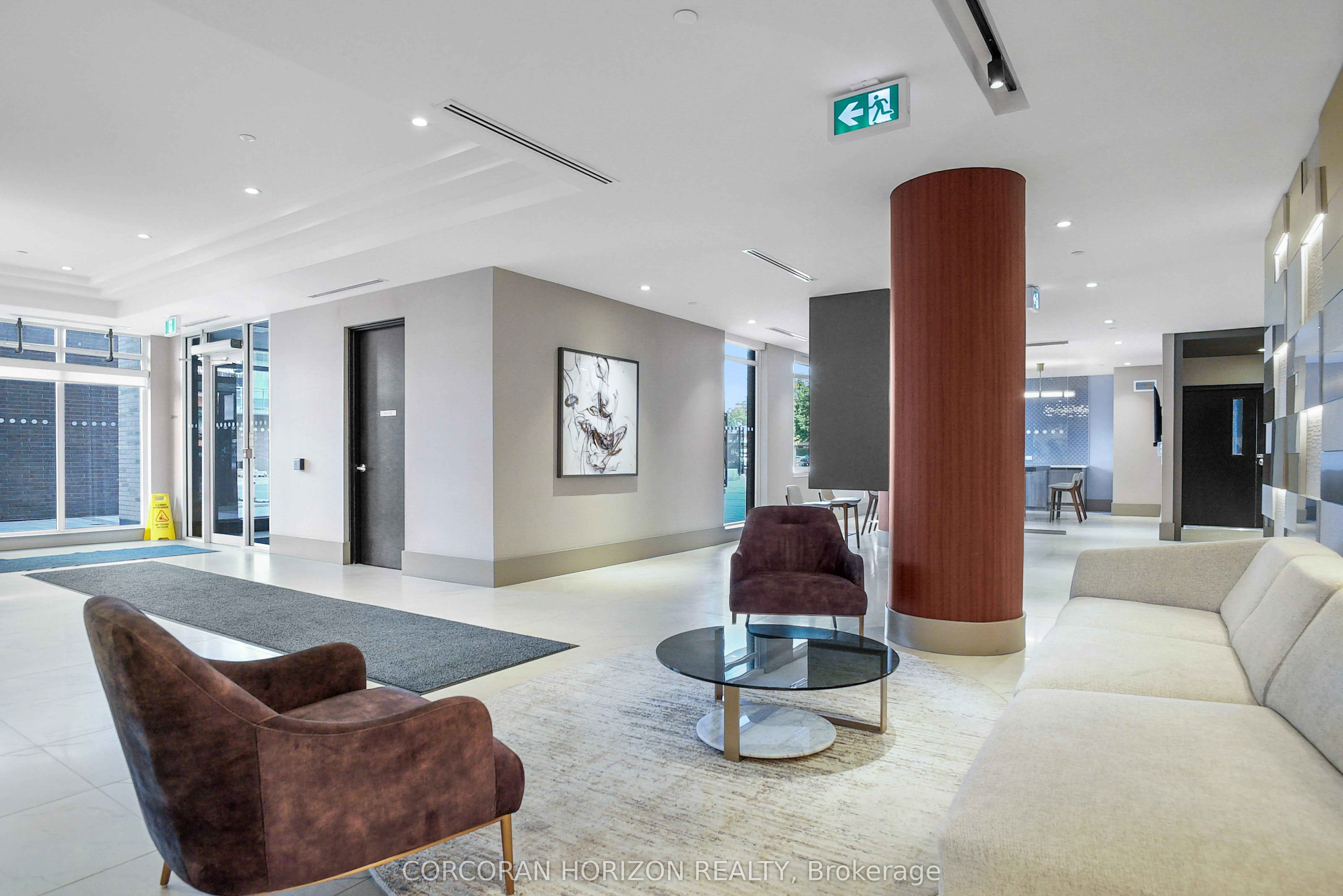 55 Duke Street W, #429