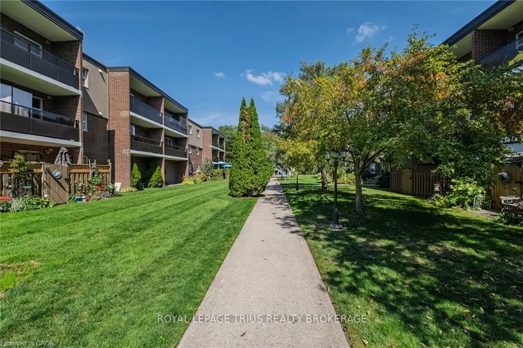 648 Grey Street, #308