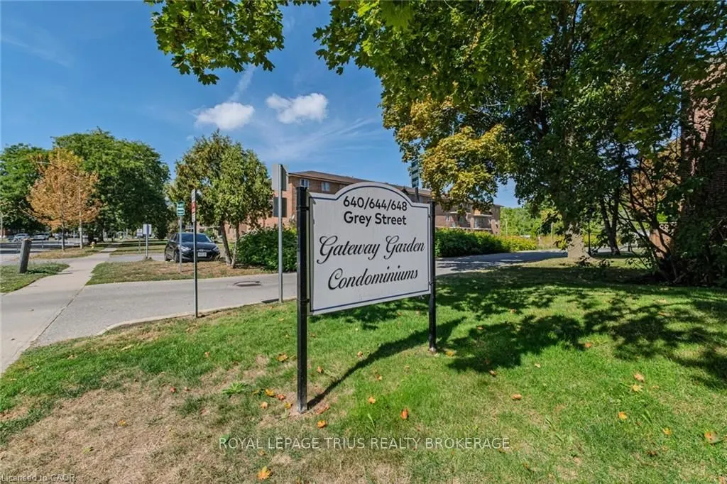 648 Grey Street, #308