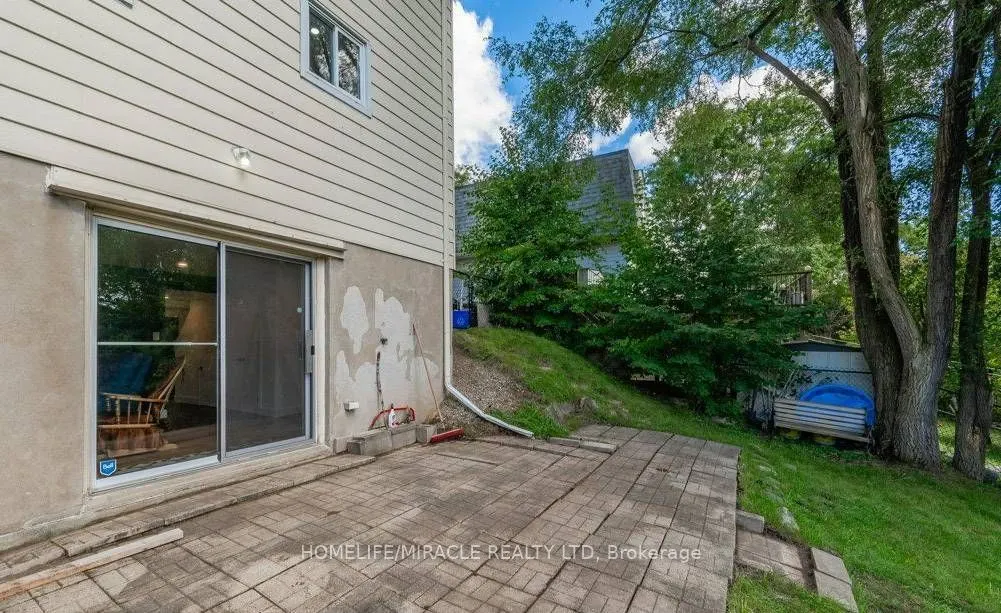 159 Old Carriage Drive