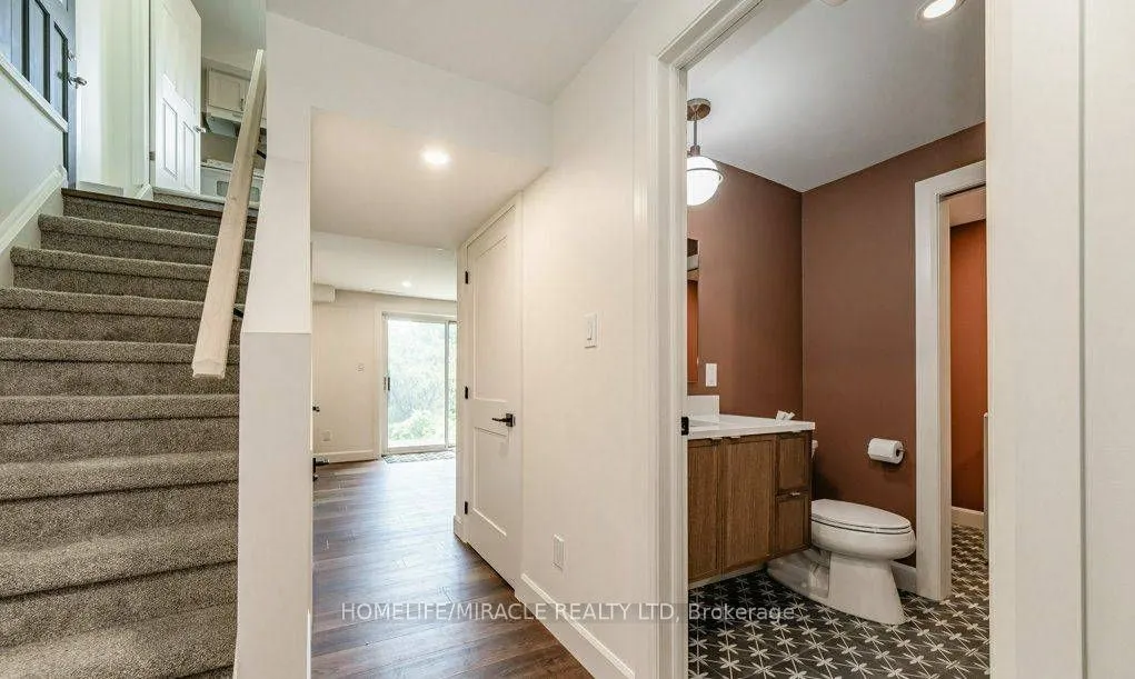 159 Old Carriage Drive