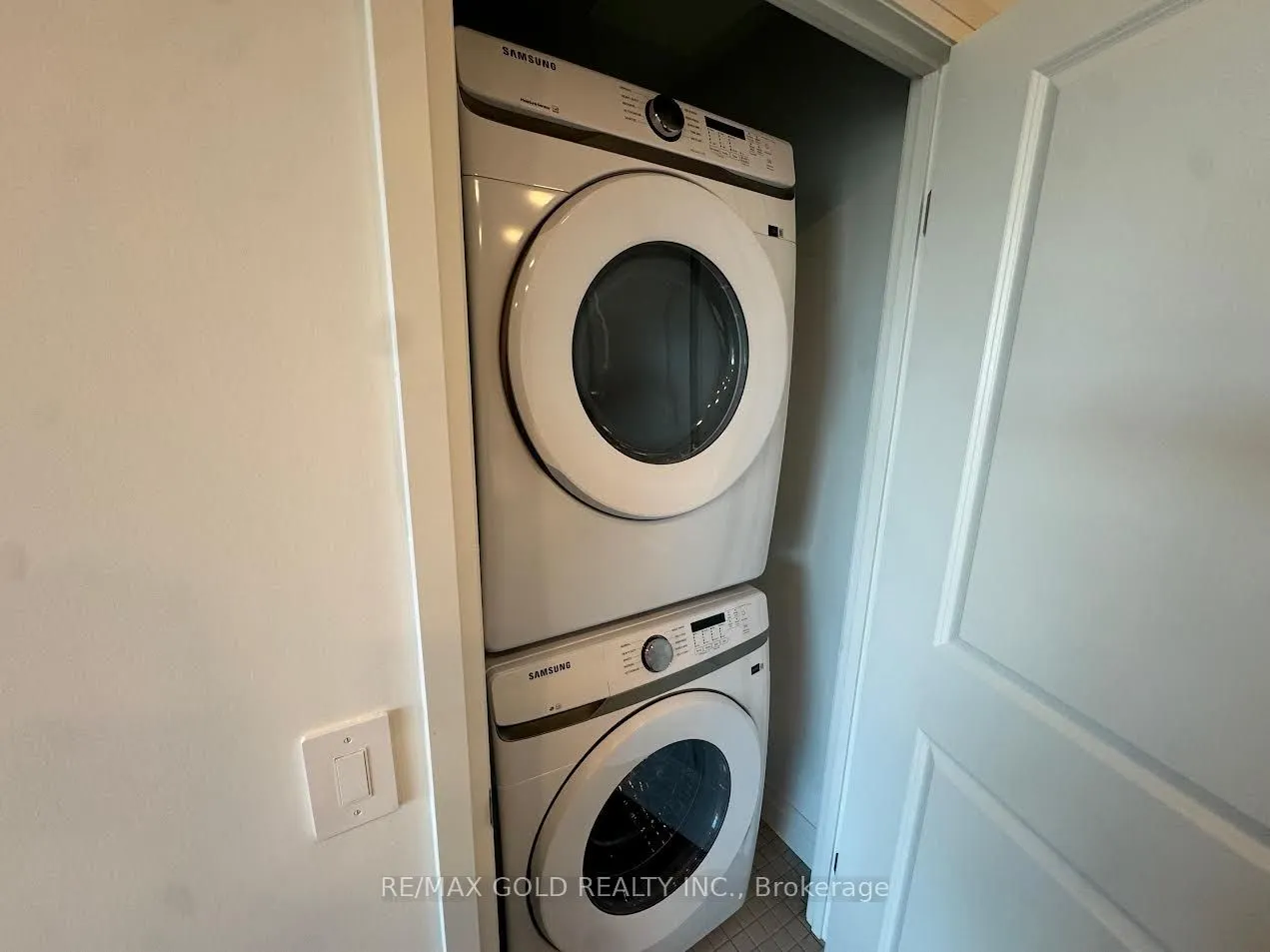 1333 Weber Street E, #303