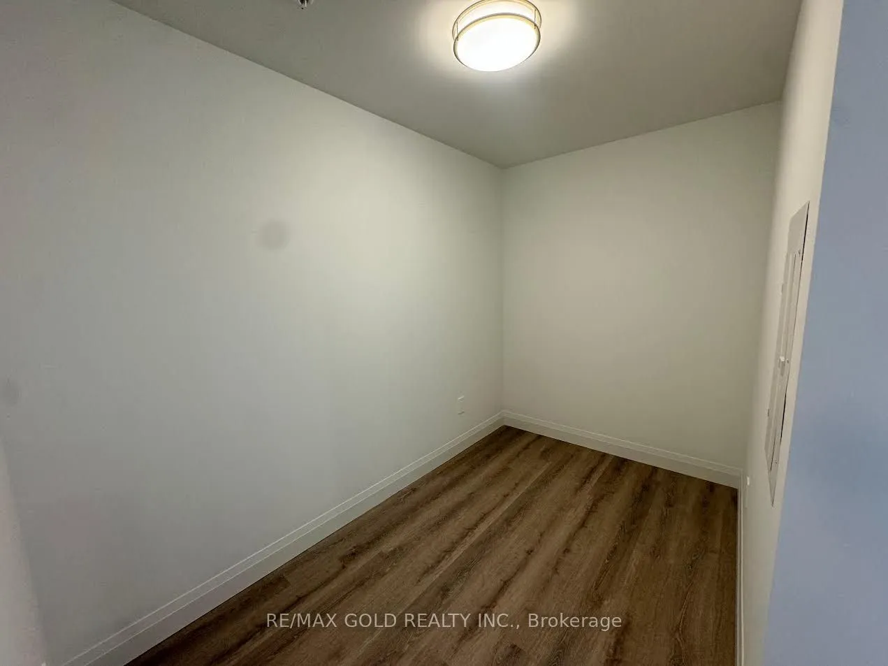 1333 Weber Street E, #303