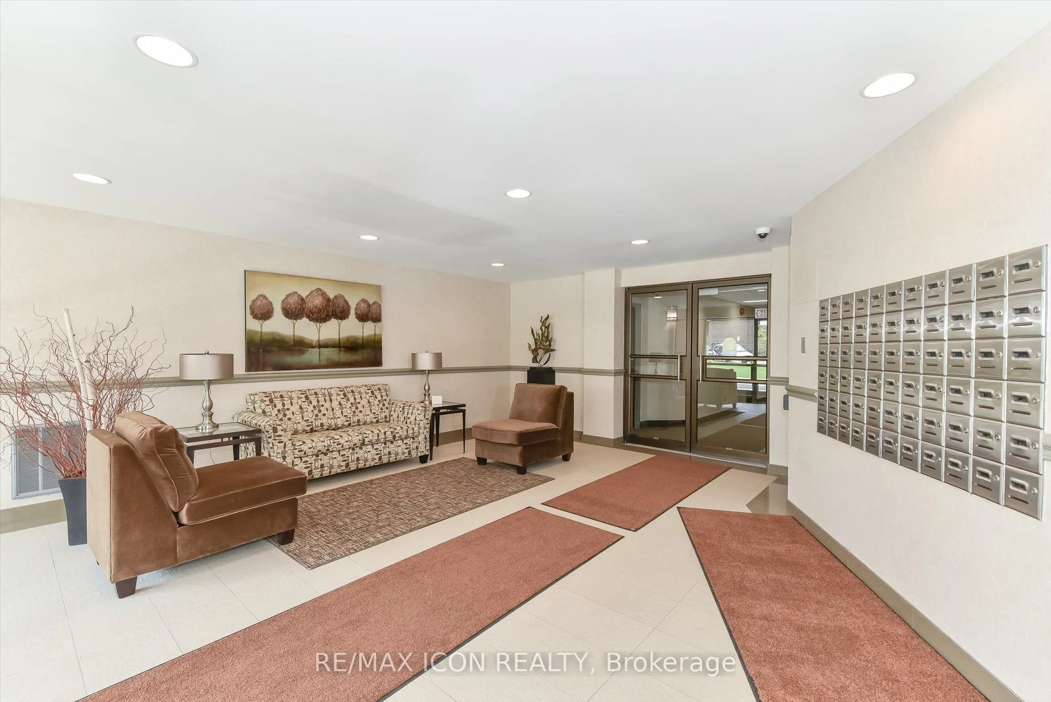 20 Ellen Street E, #610