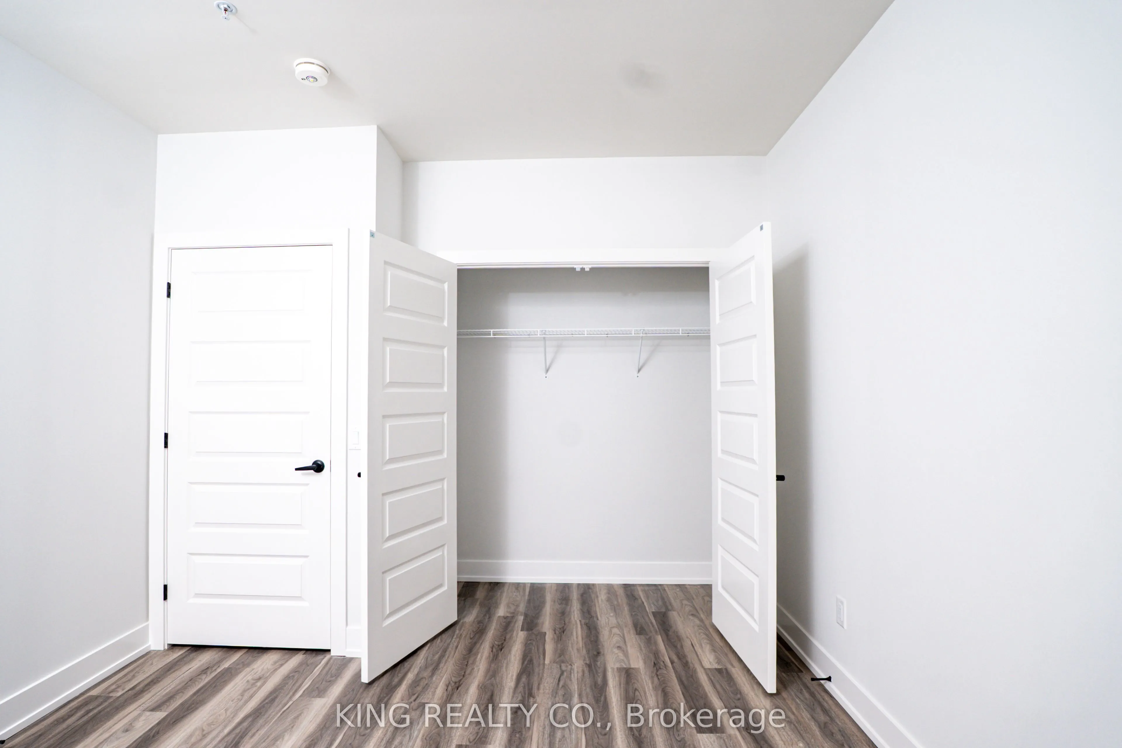 1100 Lackner Pl Place, #204