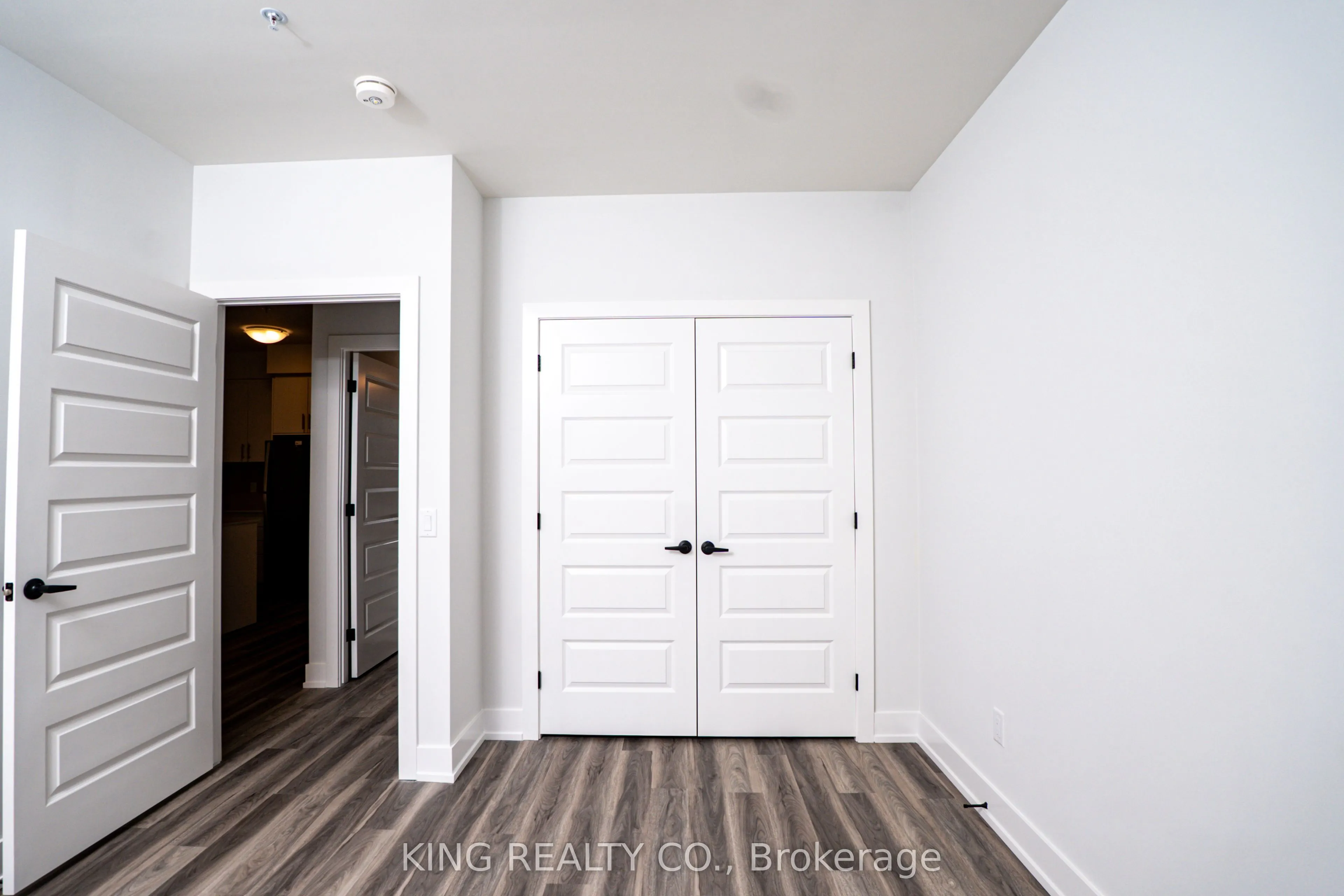 1100 Lackner Pl Place, #204