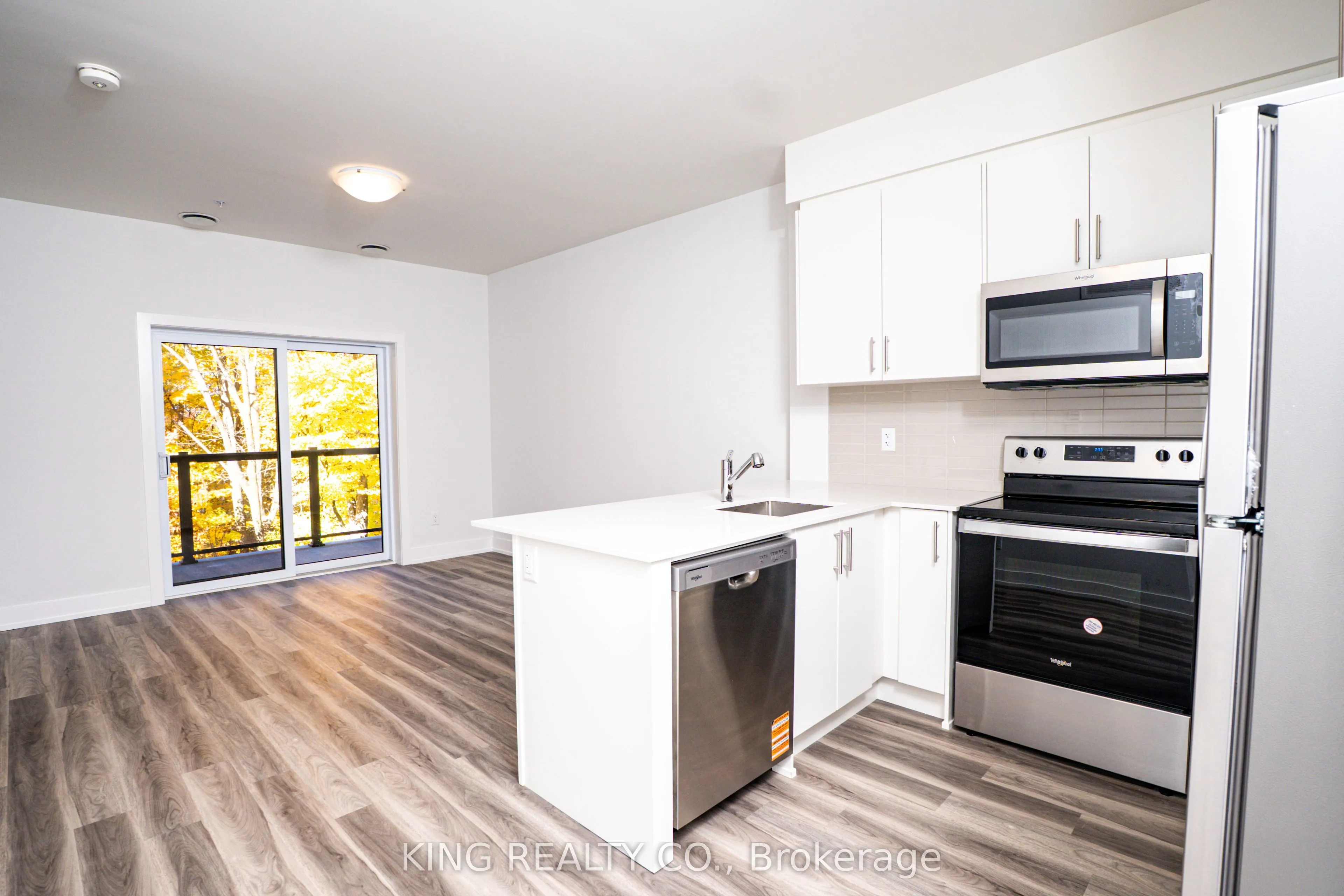 1100 Lackner Pl Place, #204