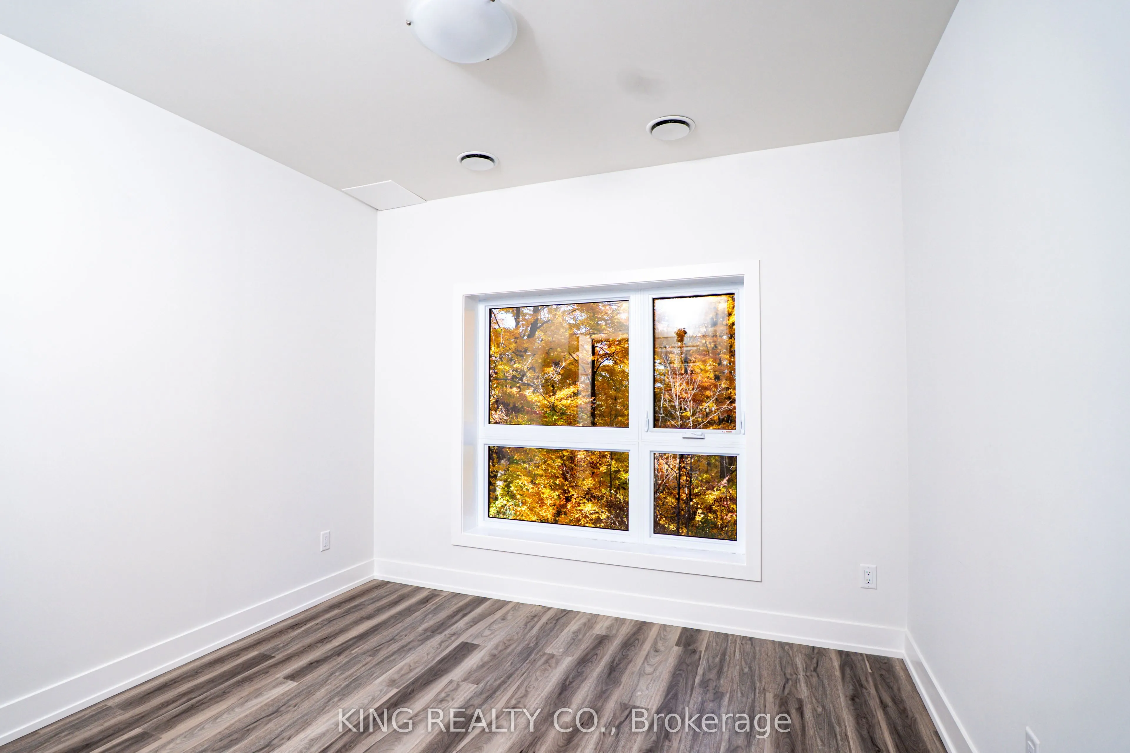 1100 Lackner Pl Place, #204