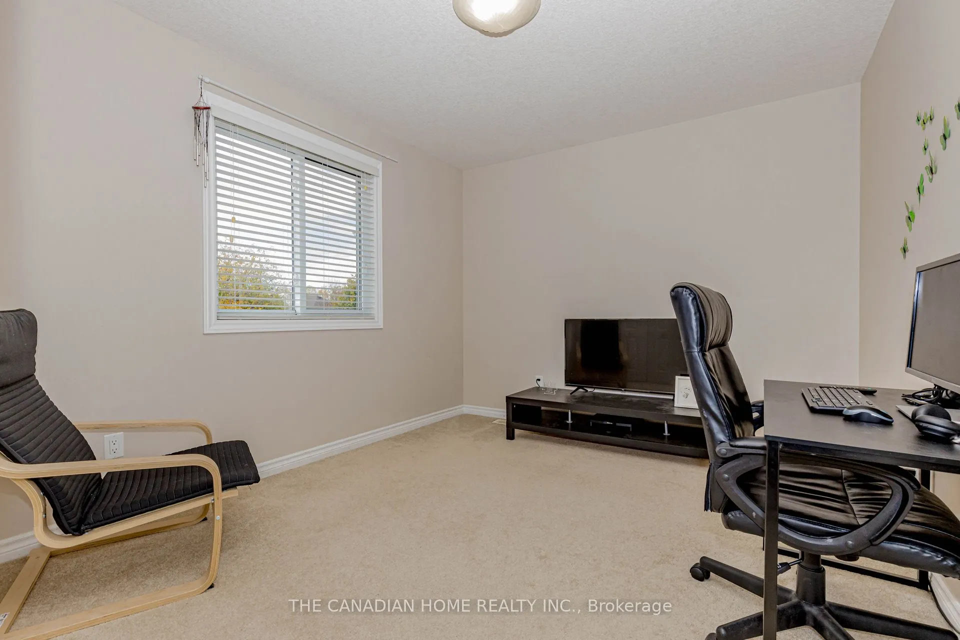 42 Robert Simone Way