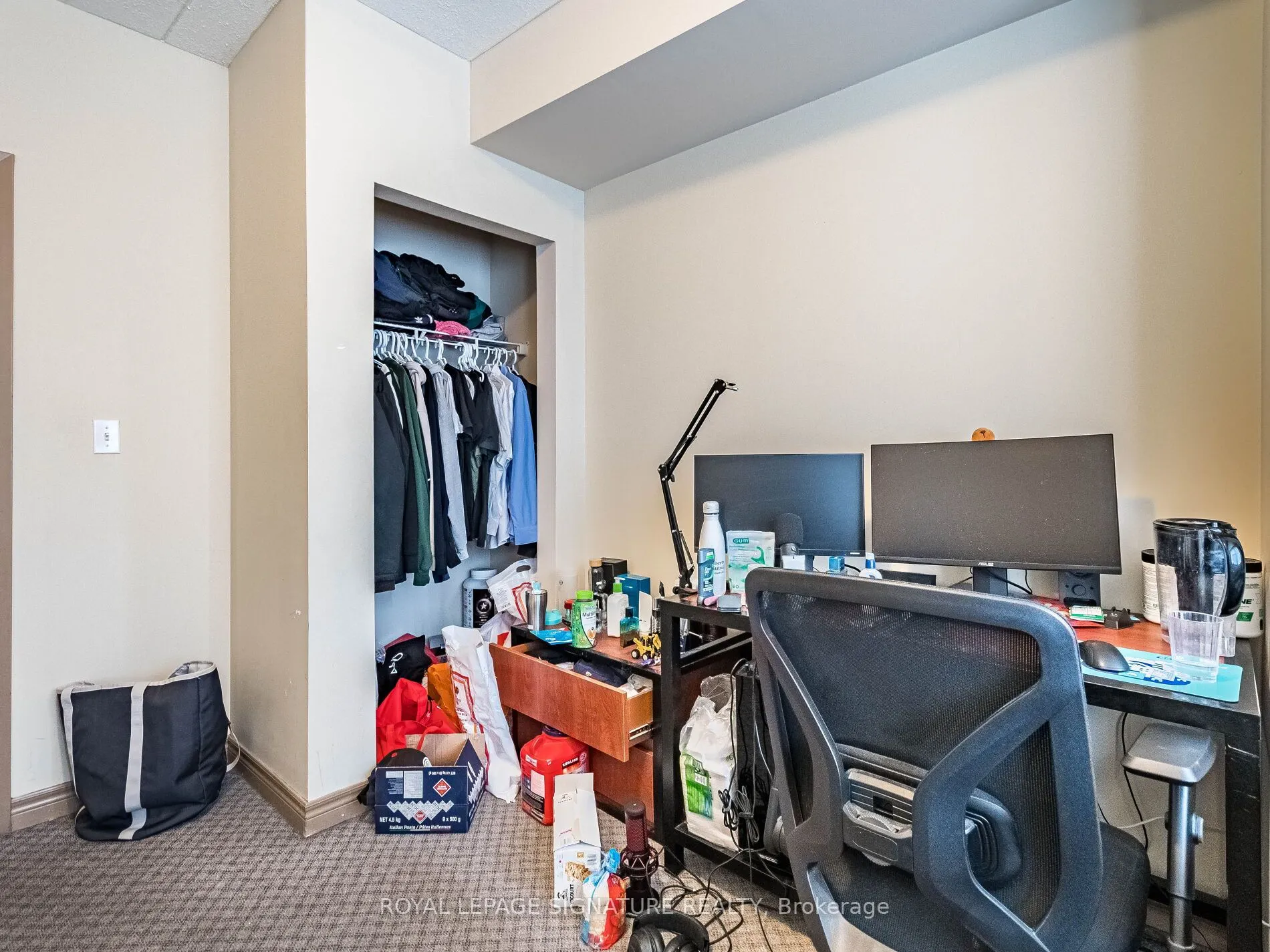 251 Lester Street, #203