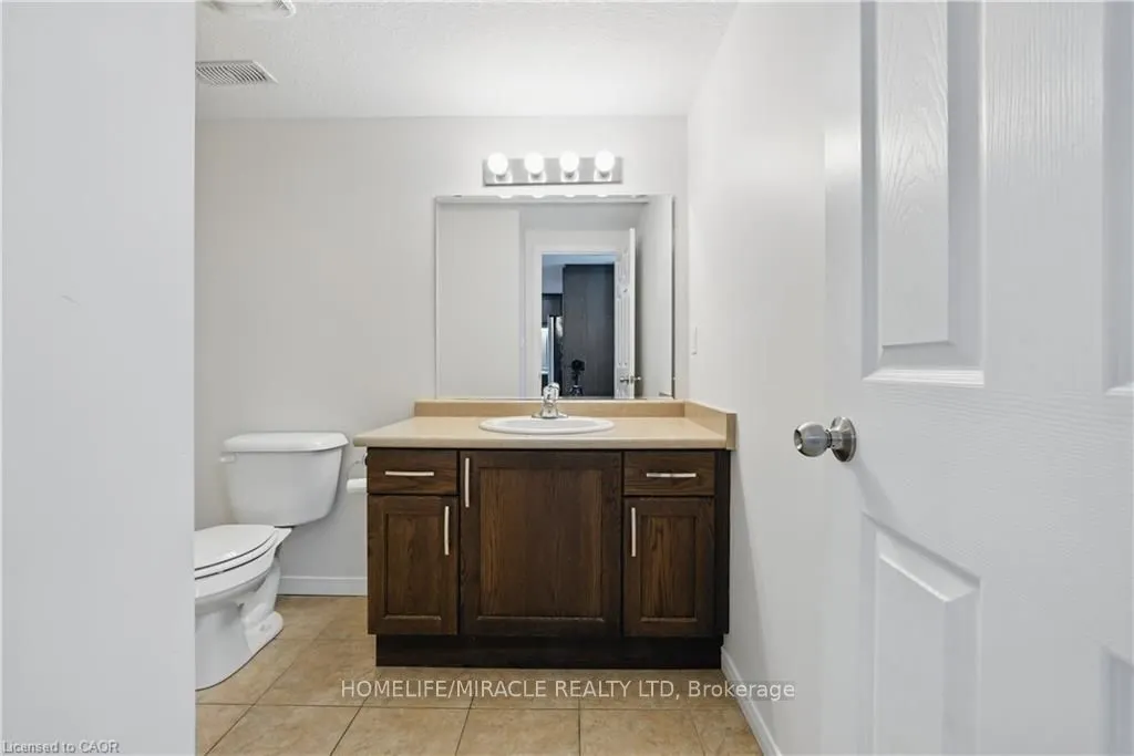 31 Sienna Street, #A