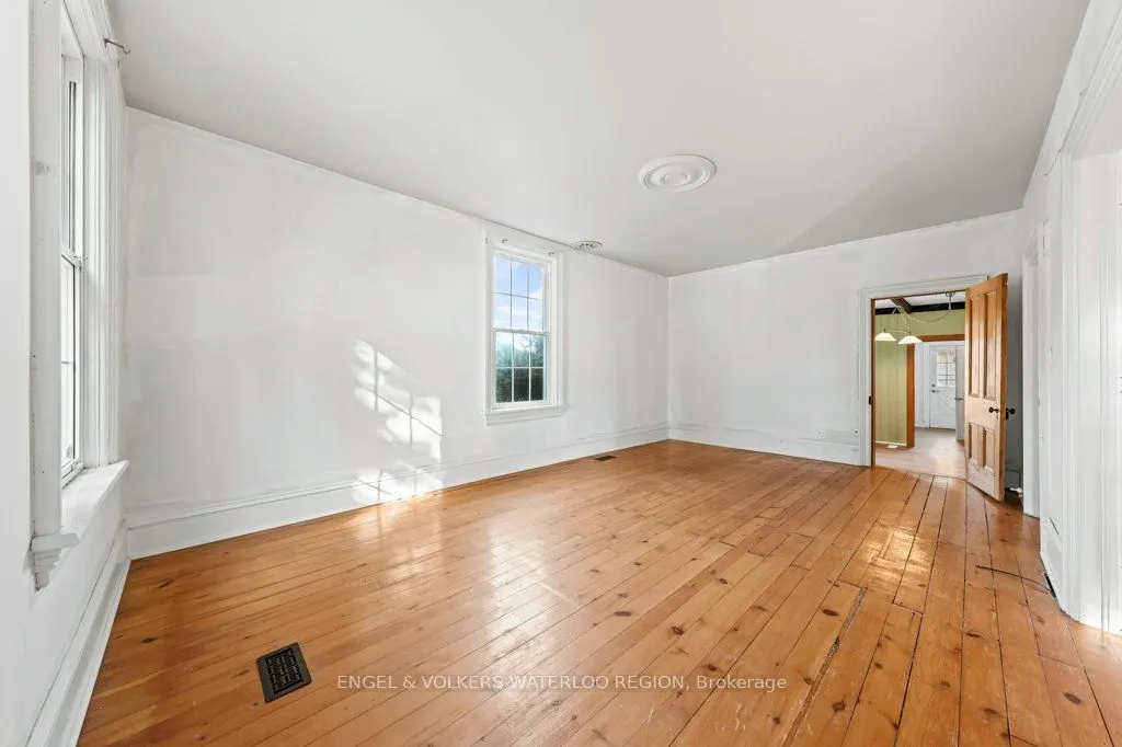 1373 Edworthy Side Road