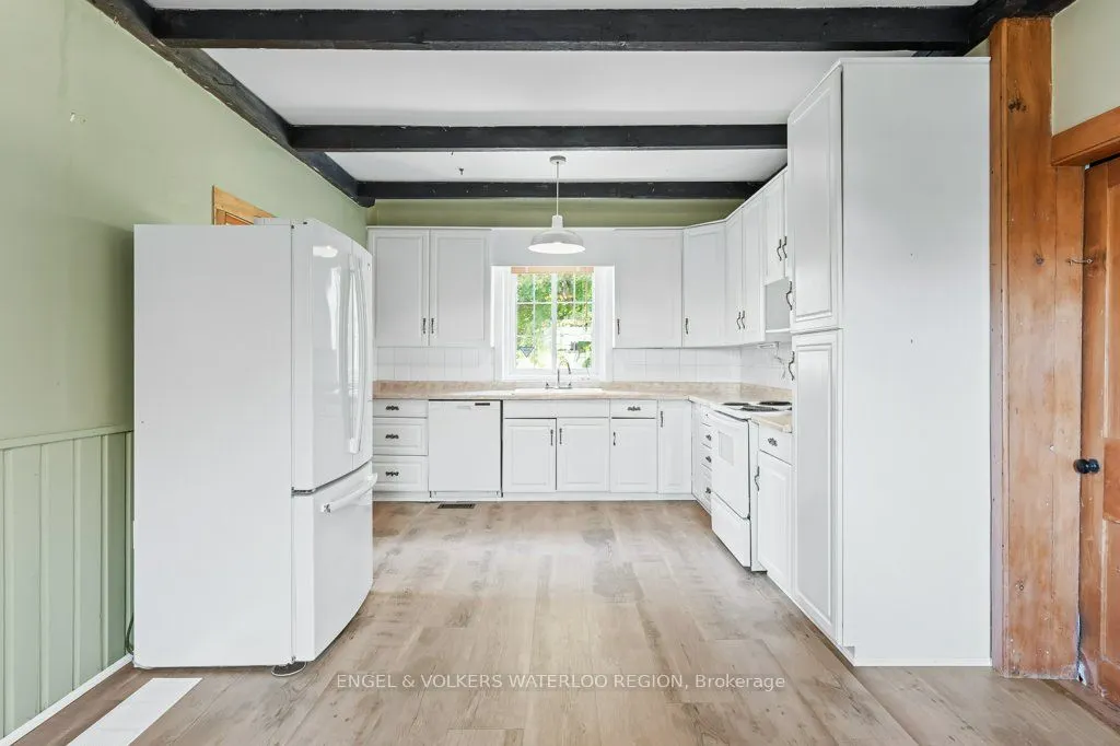 1373 Edworthy Side Road