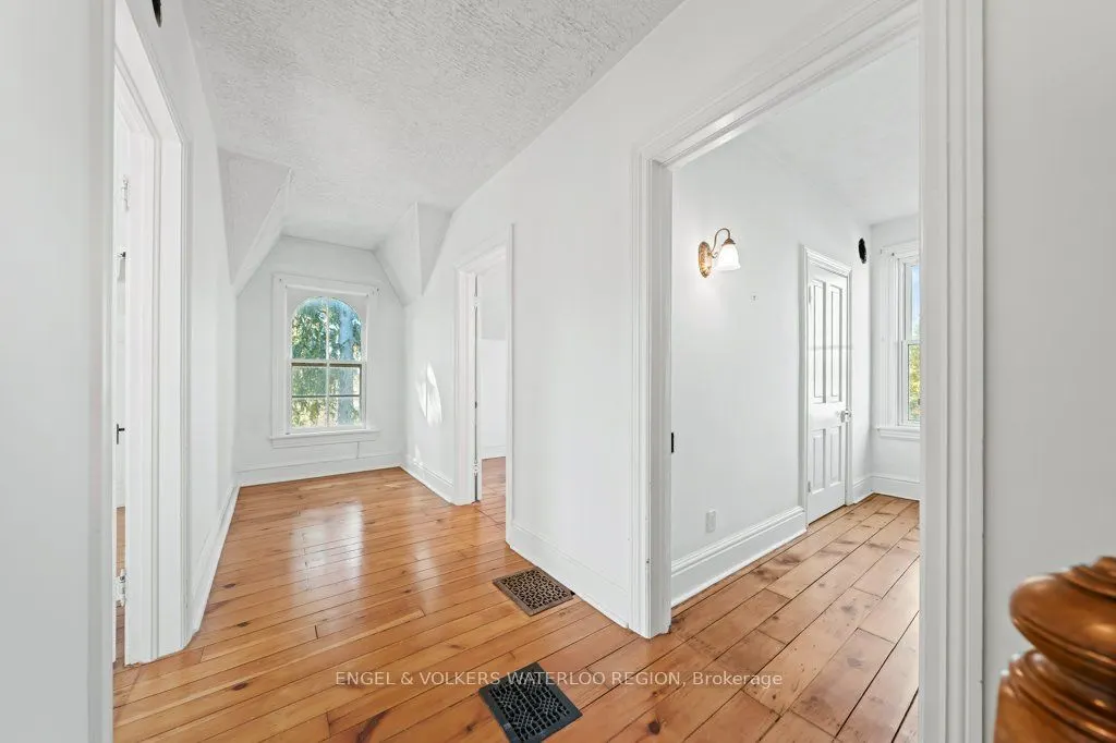 1373 Edworthy Side Road