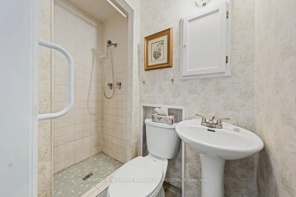 1373 Edworthy Side Road