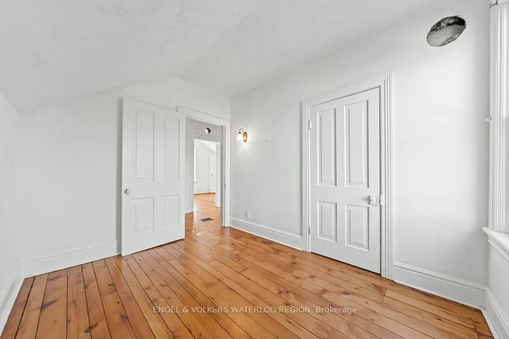 1373 Edworthy Side Road