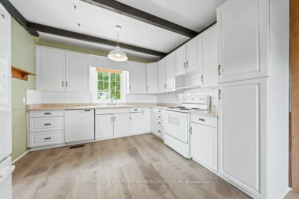 1373 Edworthy Side Road