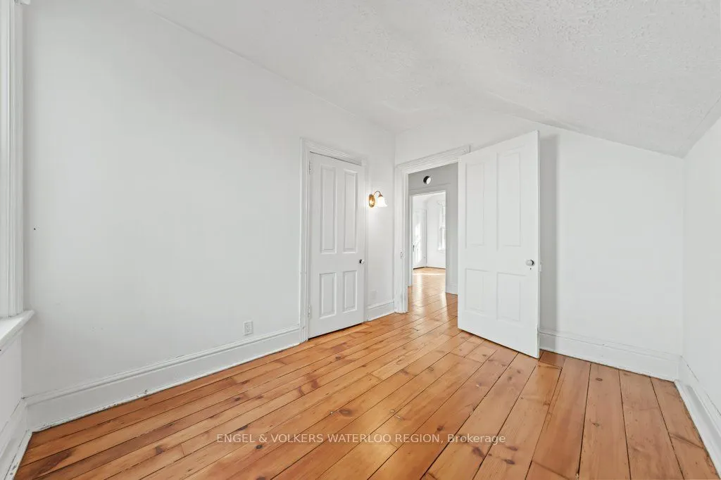 1373 Edworthy Side Road