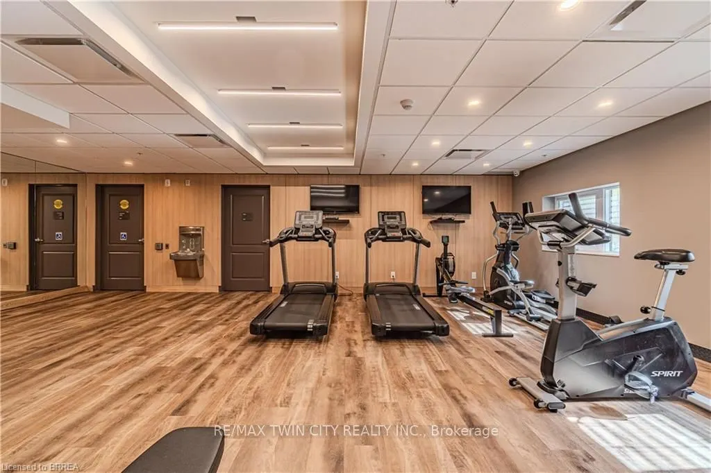 34 Norman Street, #404