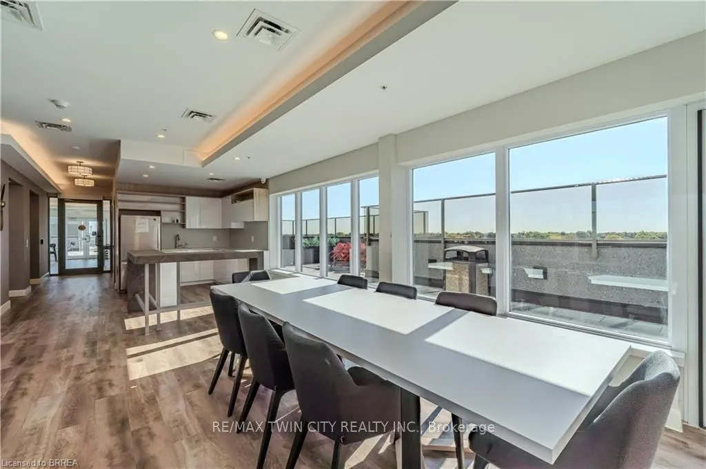 34 Norman Street, #404